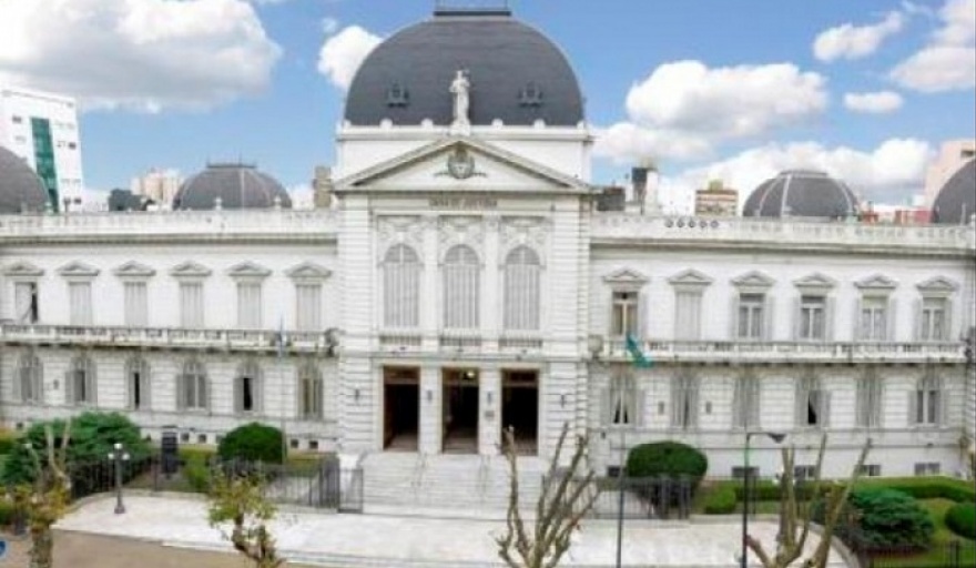 La Suprema Corte rechaza recurso de ABSA y confirma construcción de una planta potabilizadora La Suprema Corte rechaza recurso de ABSA y confirma construcción de una planta potabilizadora