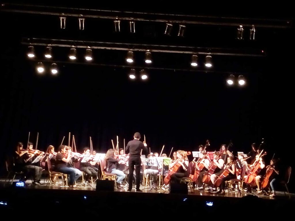 La Orquesta infantil brilló en la Sala Mayor del Centro Cultural Florencio Constantino