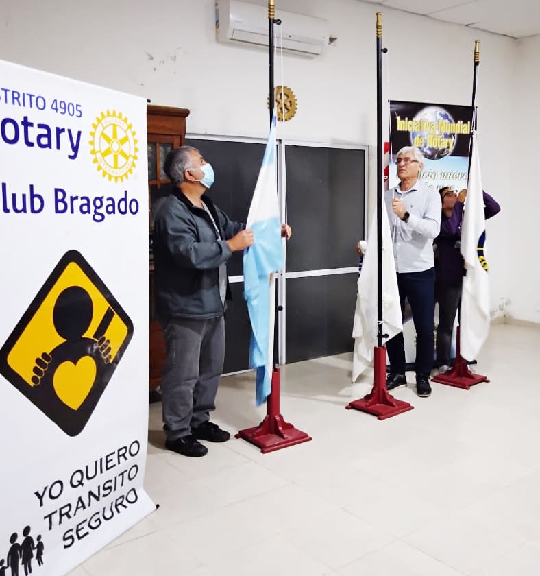 Donación de Rotary a Bomberos Voluntarios
