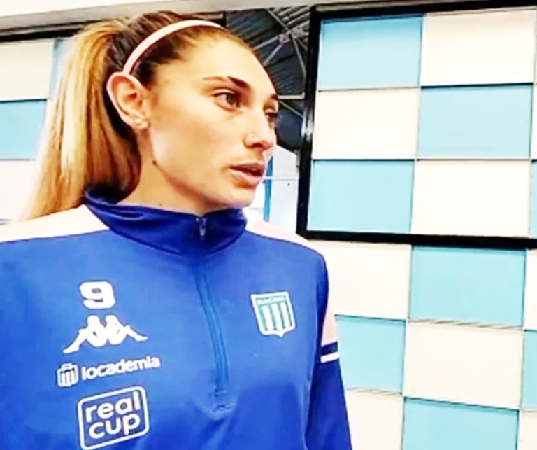Rocío Bueno: goleadora y cantante de Racing y la Selección