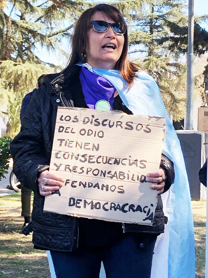 Importante convocatoria en la plaza en repudio al intento de magnicidio a Cristina