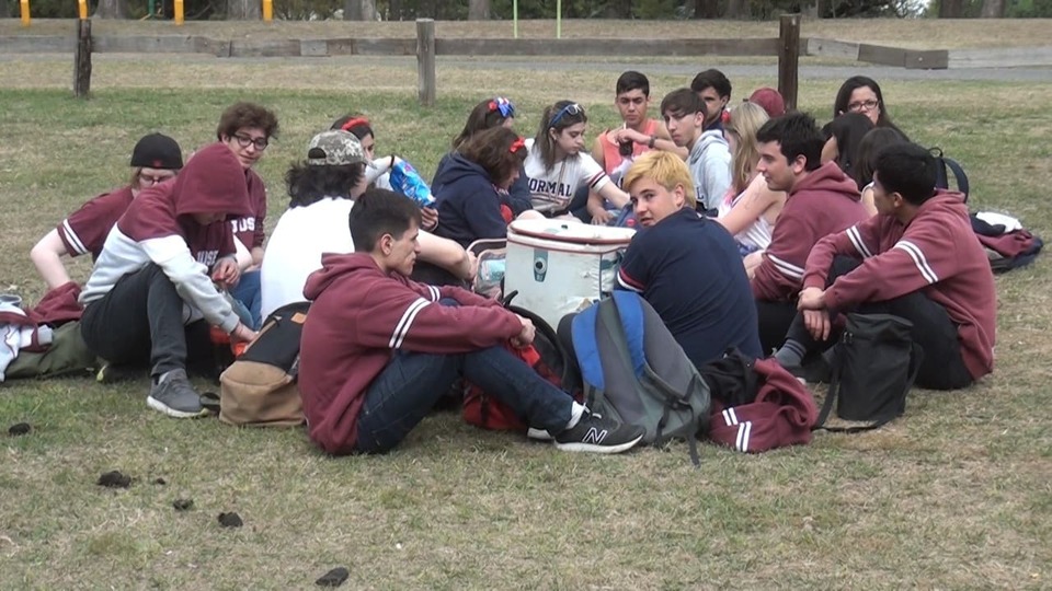 Los estudiantes tuvieron su picnic en la Laguna