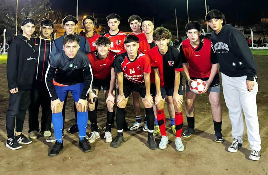 El CEB realizó un campeonato de fútbol