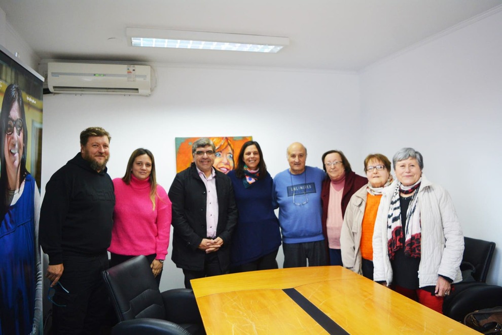 Jubilados municipales con la Presidenta del IPS