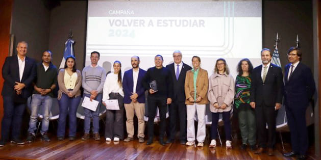 Atletas olímpicos unidos por la educación en la campaña “Volver a Estudiar” 2024