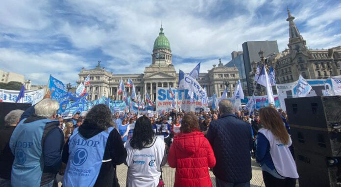 Presupuesto 2025: CTERA expresó preocupación por la pérdida del valor real del 50% en programas educativos