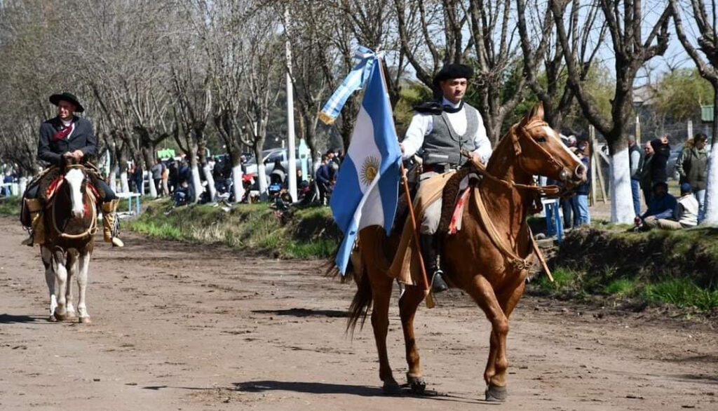 La Fiesta del Pueblo se vivió a puro éxito en Warnes