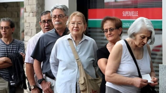 Oficializan bono de hasta $ 70.000 en diciembre para jubilados y pensionados