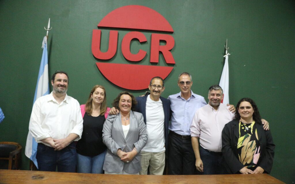 Asumieron Eugenia Gil y Jorge Castillo la gestión del Comité UCR Bragado