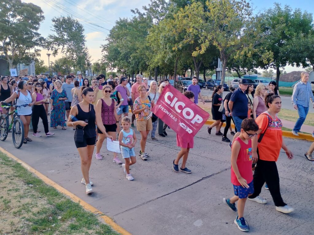 Fue masiva, plural y extendida a todo el país la jornada “antifascista” encabezada por el colectivo LGBTQ+