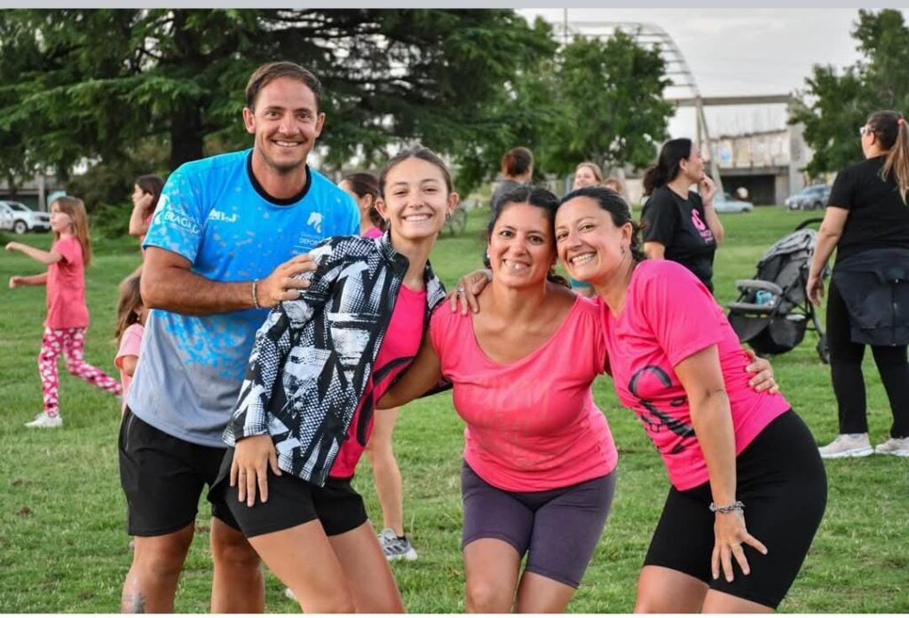 A puro baile finalizó la temporada de Zumba de verano