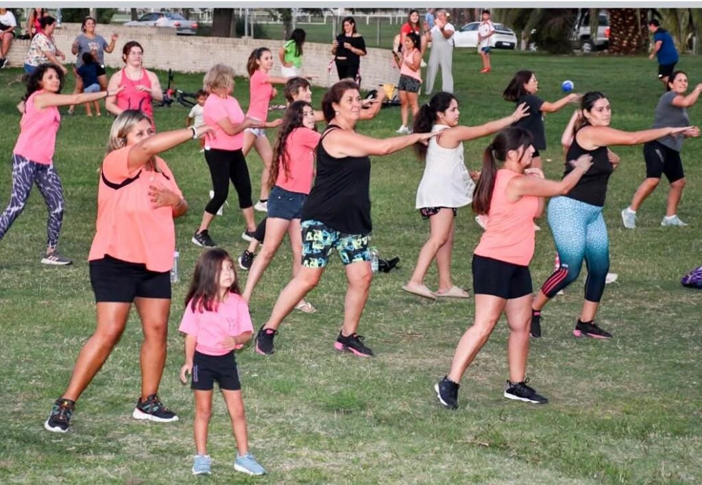 A puro baile finalizó la temporada de Zumba de verano