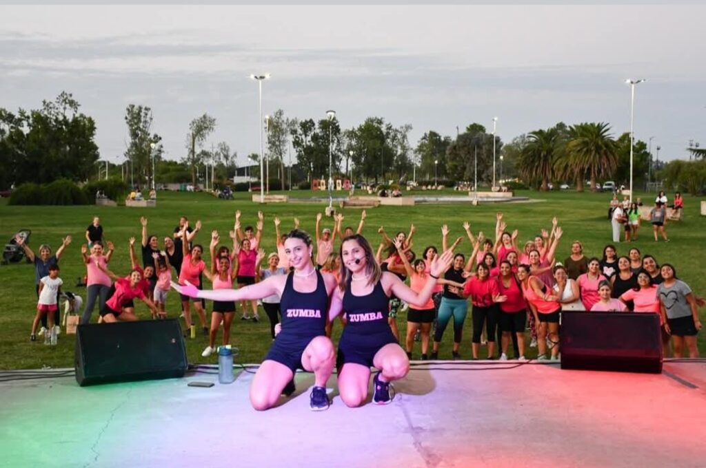 A puro baile finalizó la temporada de Zumba de verano