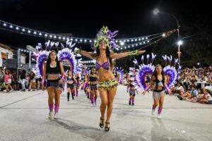 Con gran éxito, se celebró el Desfile Pre-Carnaval