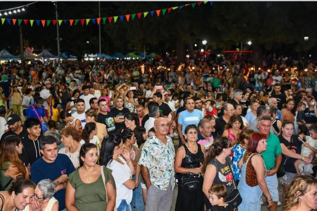 Con gran éxito, se celebró el Desfile Pre-Carnaval