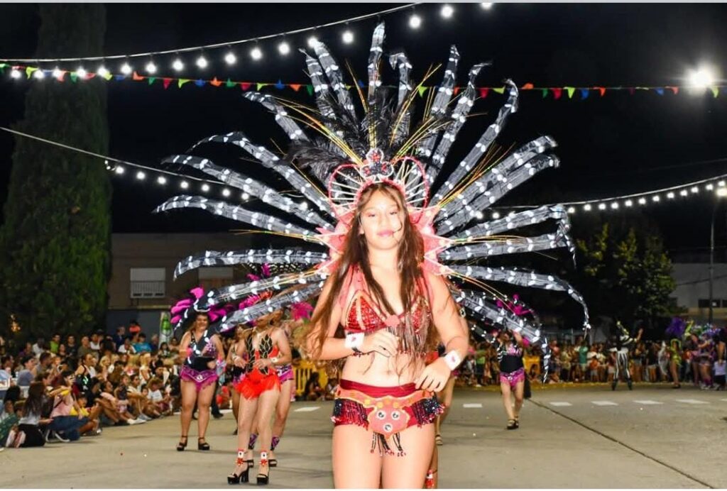 Con gran éxito, se celebró el Desfile Pre-Carnaval