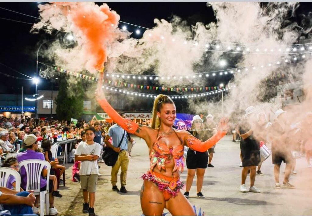 EL CARNAVAL BRAGADENSE FUE UNA VERDADERA FIESTA