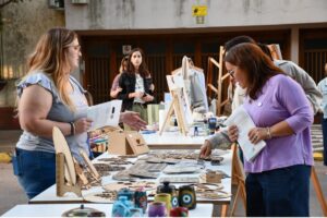 8M «MUJERES CREANDO, MUJERES EMPRENDIENDO, MUJERES PARTICIPANDO»