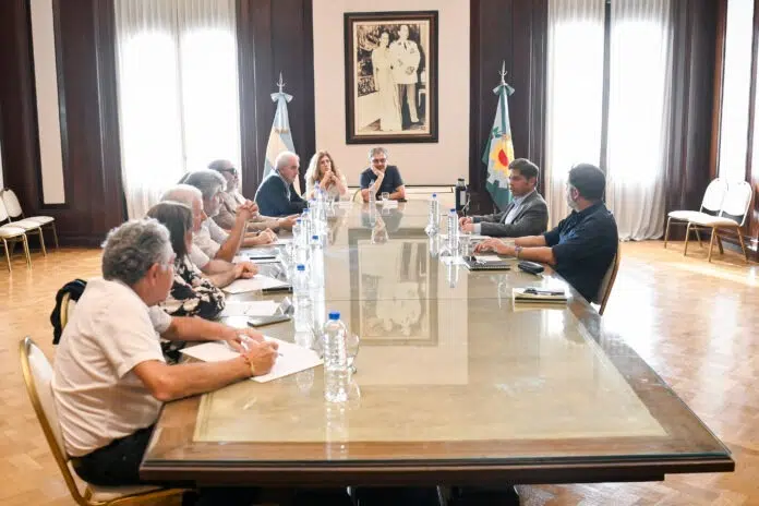 Axel Kicillof recibió a referentes del sector científico nacional y analizó políticas de apoyo