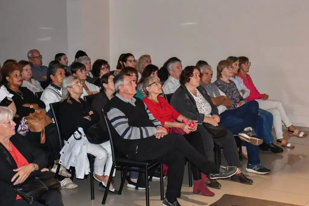 A sala llena, comenzó la 29º Semana del Teatro