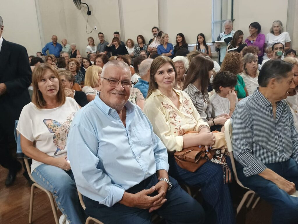 “Salud, Medicina y Sociedad en la Historia de Bragado” titulo de los libros presentados por el Dr. Orlando Forestieri