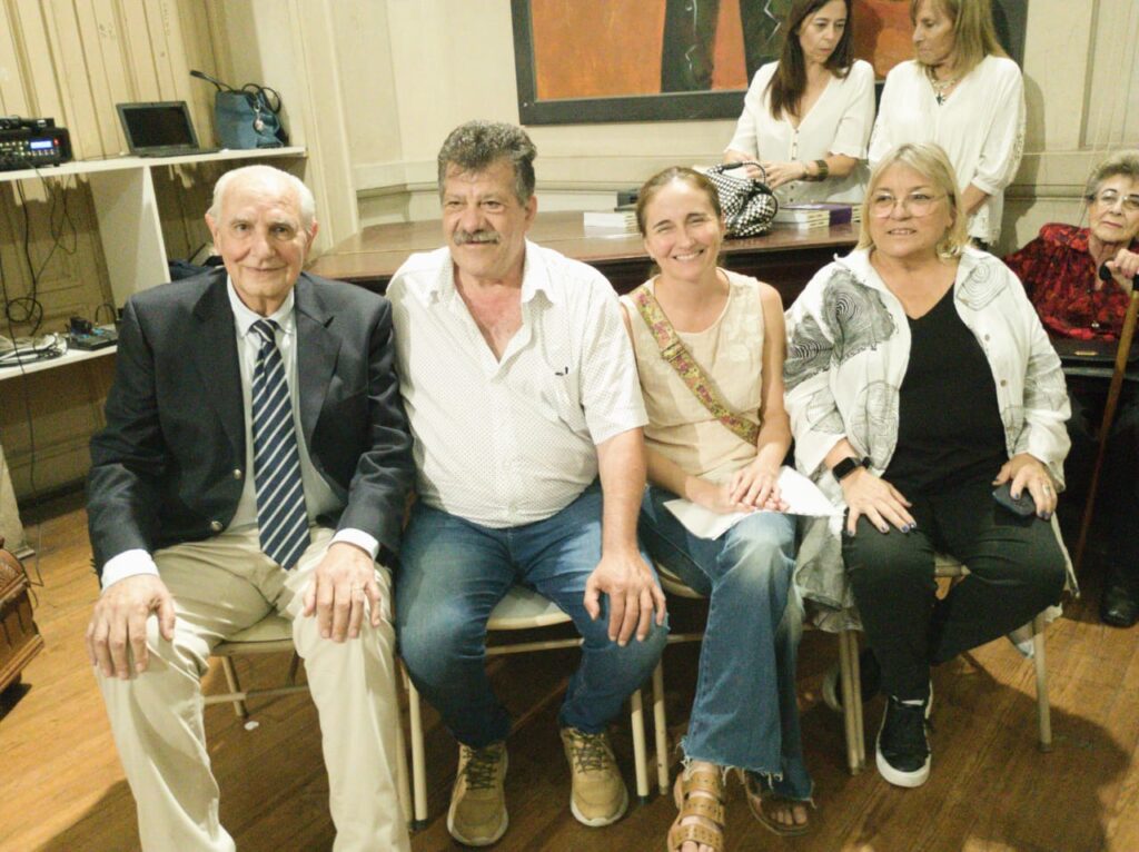 “Salud, Medicina y Sociedad en la Historia de Bragado” titulo de los libros presentados por el Dr. Orlando Forestieri