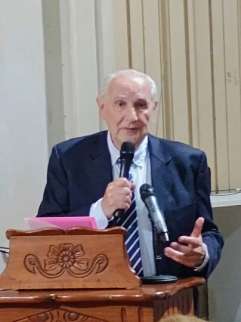 “Salud, Medicina y Sociedad en la Historia de Bragado” titulo de los libros presentados por el Dr. Orlando Forestieri