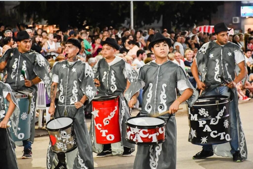 EL CARNAVAL BRAGADENSE FUE UNA VERDADERA FIESTA