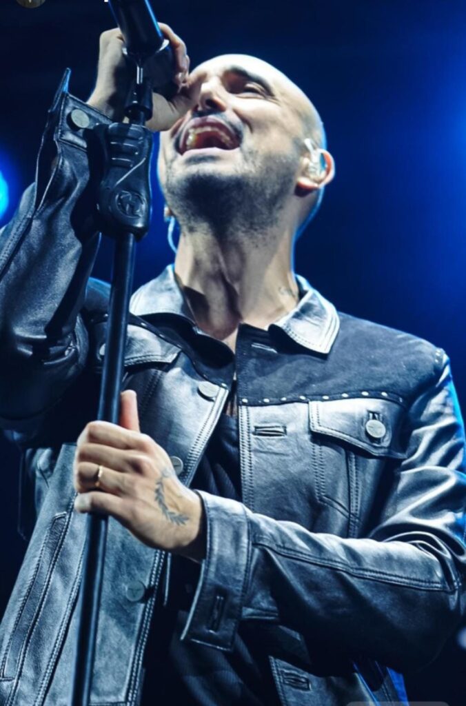 La ciudad vibró con la energía de Abel Pintos en un concierto inolvidable