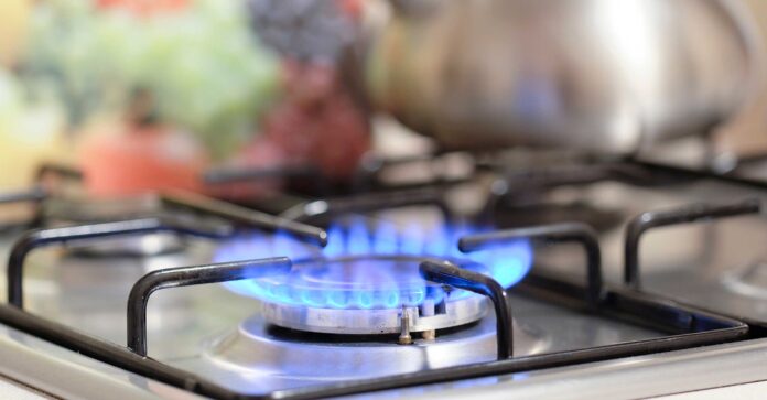 Luz y gas: oficializan suba de hasta 2,5% y el nuevo esquema de ajuste hasta 2027
