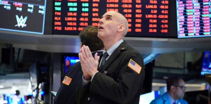 Tras el anuncio de Trump, rebotaron las acciones argentinas y cayó el dólar y el riesgo país