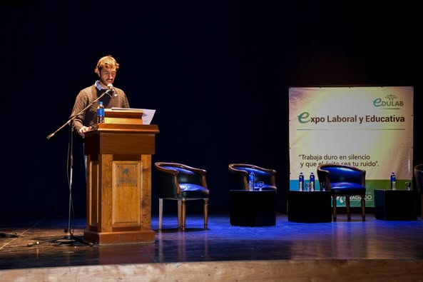 LA EXPO LABORAL Y EDUCATIVA PASÓ CON ÉXITO POR EL CENTRO CULTURAL FLORENCIO CONSTANTINO