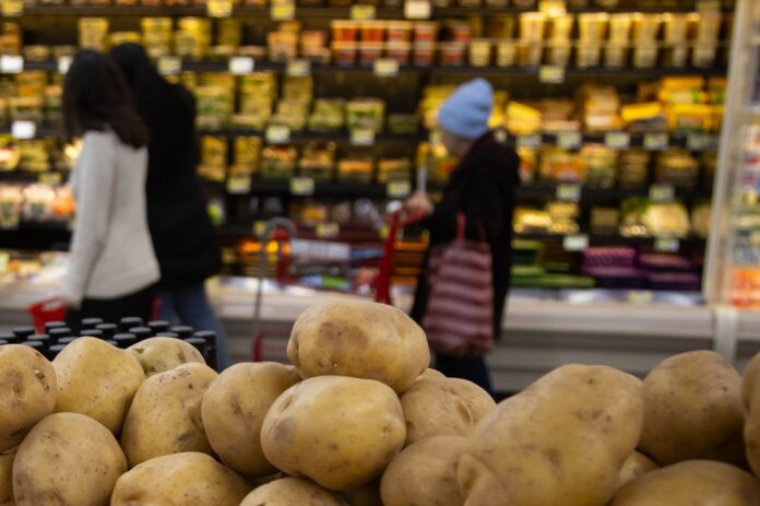 Todo por una promoción: las estrategias de los argentinos para consumir y ahorrar